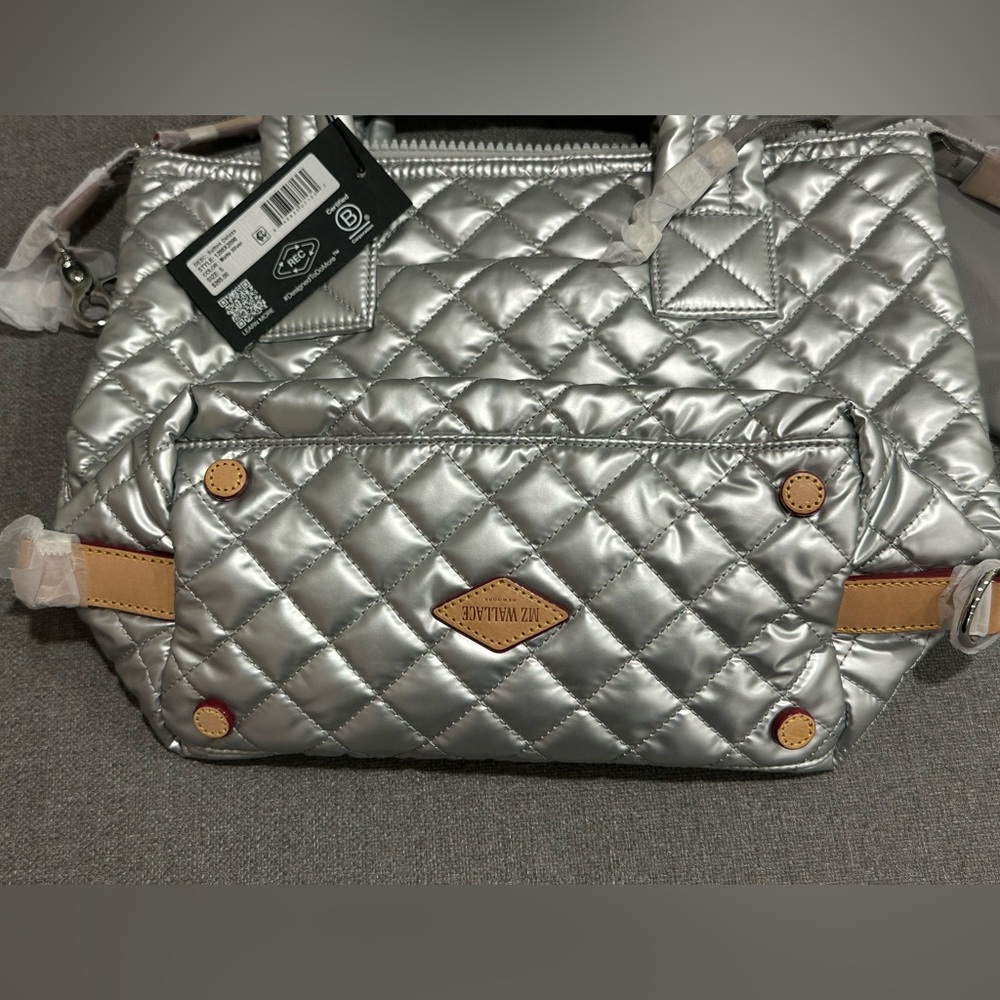 MZ Wallace Small Sutton Deluxe, Matte Silver, NWT, lightweight - Picture 4 of 9